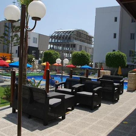 Hotell The Caravel Limassol