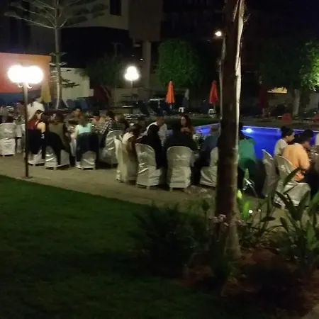 Hotell The Caravel Limassol