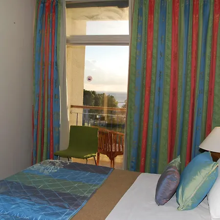 The Caravel Hotell 2*
