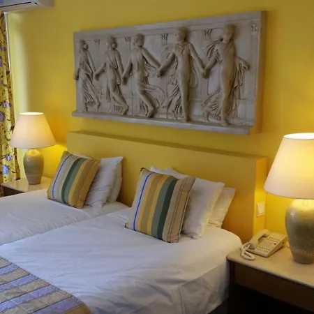 Hotell The Caravel Limassol